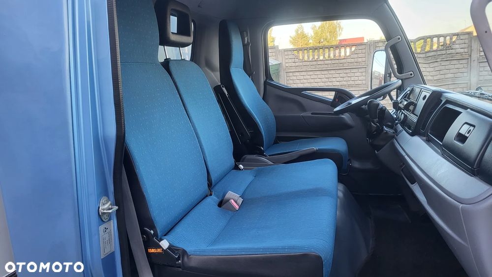 Mitsubishi Canter Fuso  3c15 kontener / plandeka / skrzynia/Silnik 3.0 jak w iveco daily / - 24