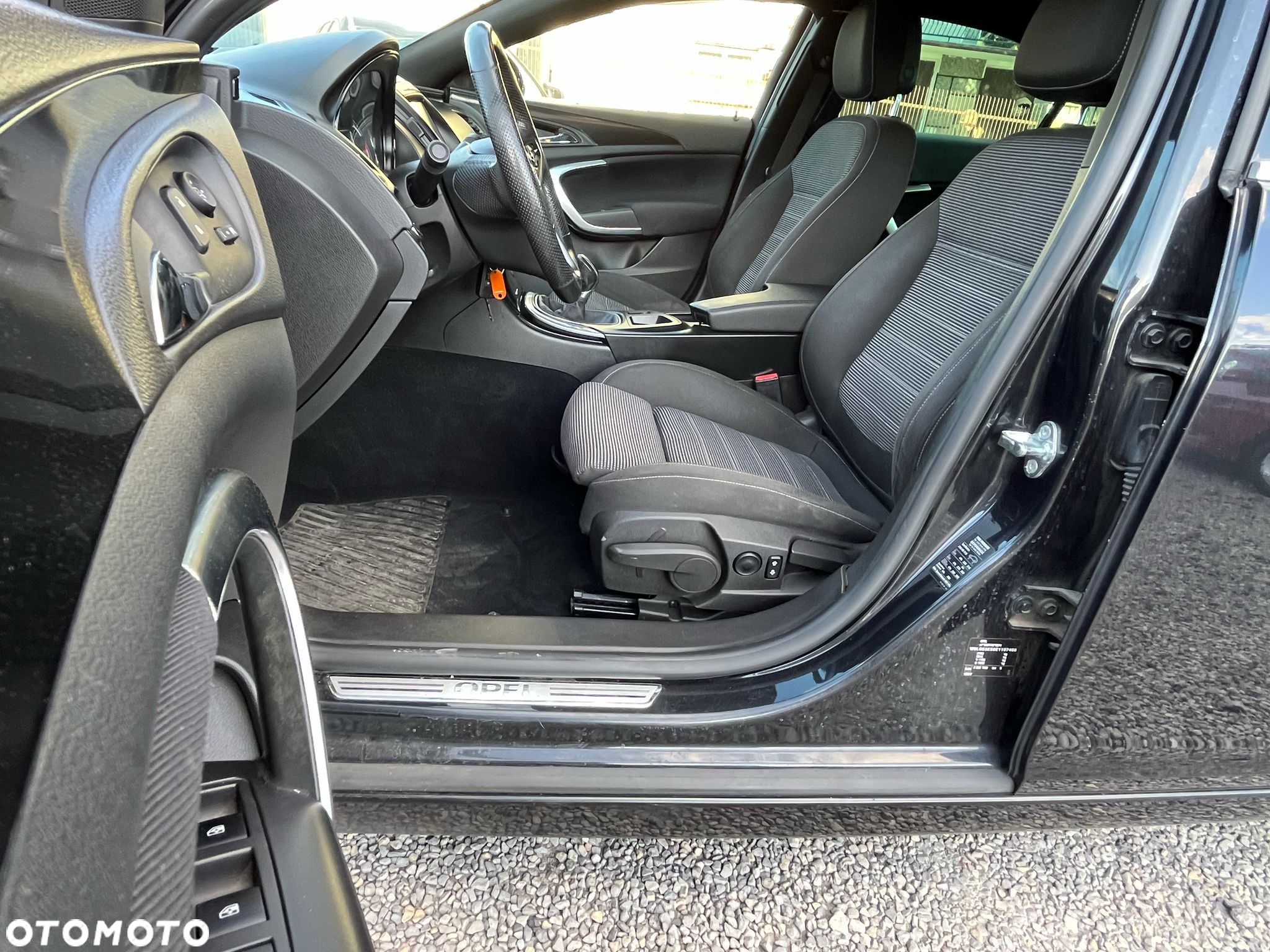 Opel Insignia - 10