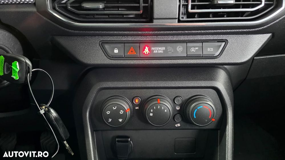 Dacia Logan ECO-G 100 MT5 Expression - 8