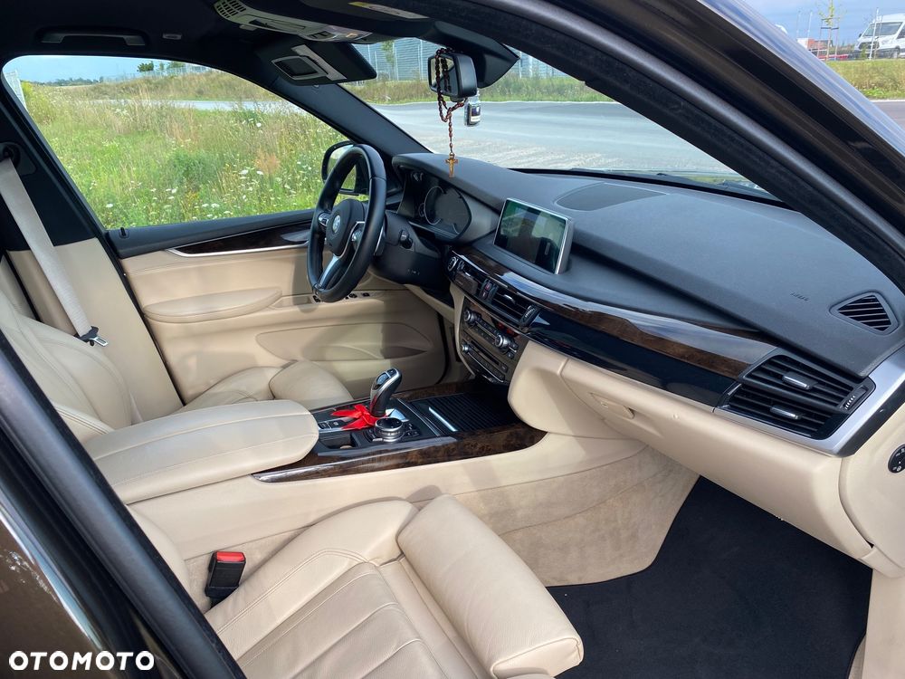 BMW X5 xDrive30d - 10