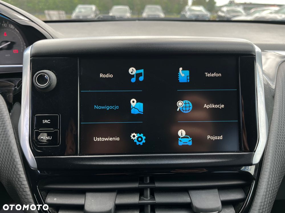 Peugeot 2008 PureTech 130 Allure - 14