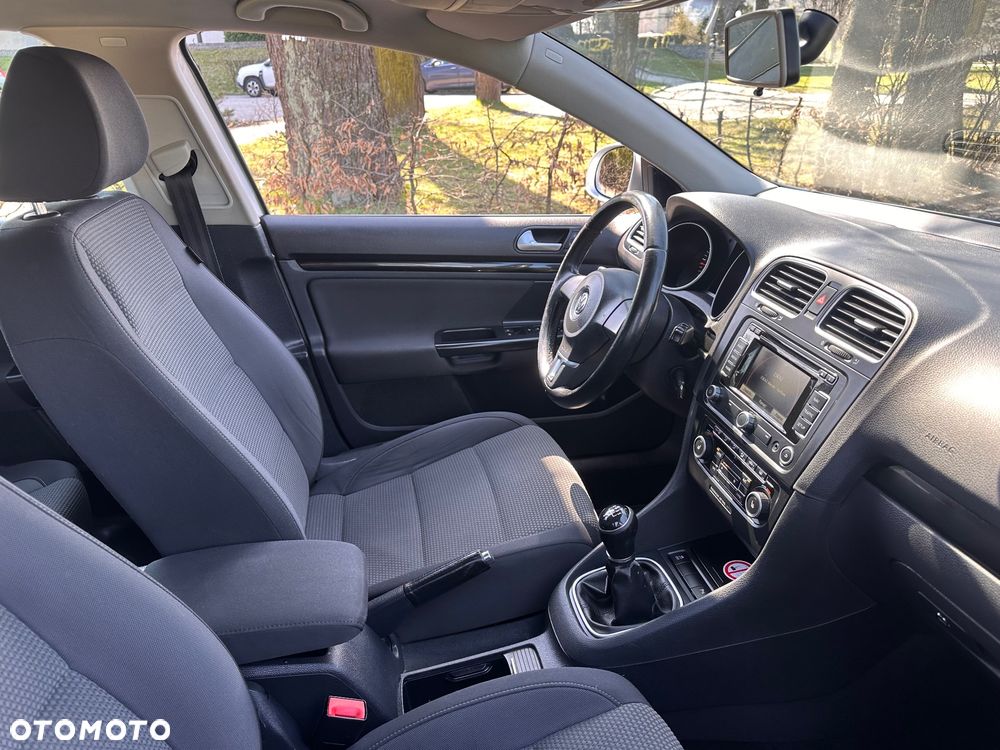 Volkswagen Golf 1.6 TDI DPF Style - 25