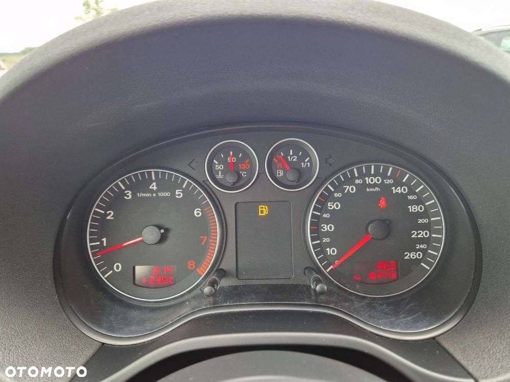 Audi A3 Sportback 1.4T FSI Ambiente - 11