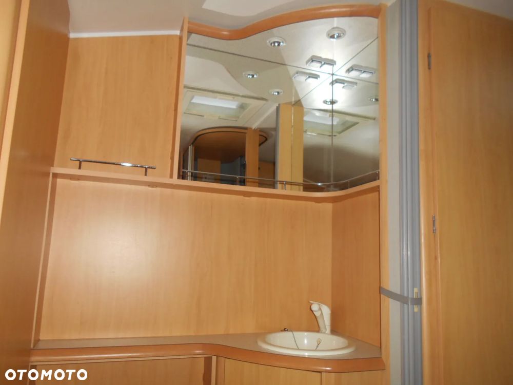 Beyerland SPRINTER LX 460 FB - 12