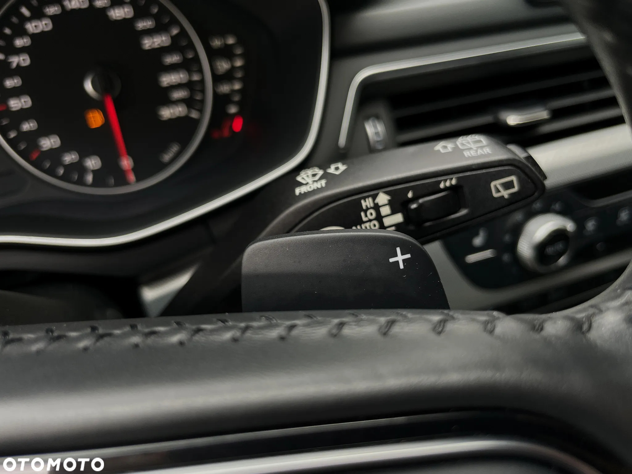 Audi A4 2.0 TFSI ultra S tronic - 24
