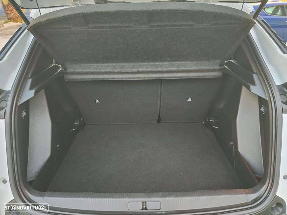 Peugeot 2008 1.2 PureTech Active Pack - 40