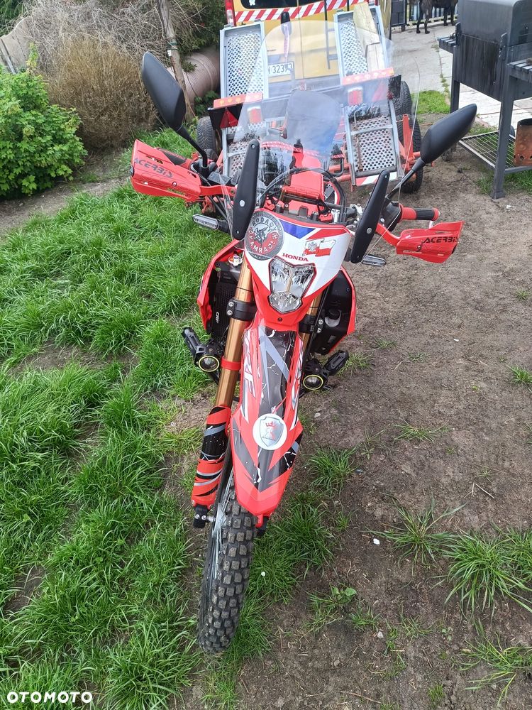 Honda CRF - 9