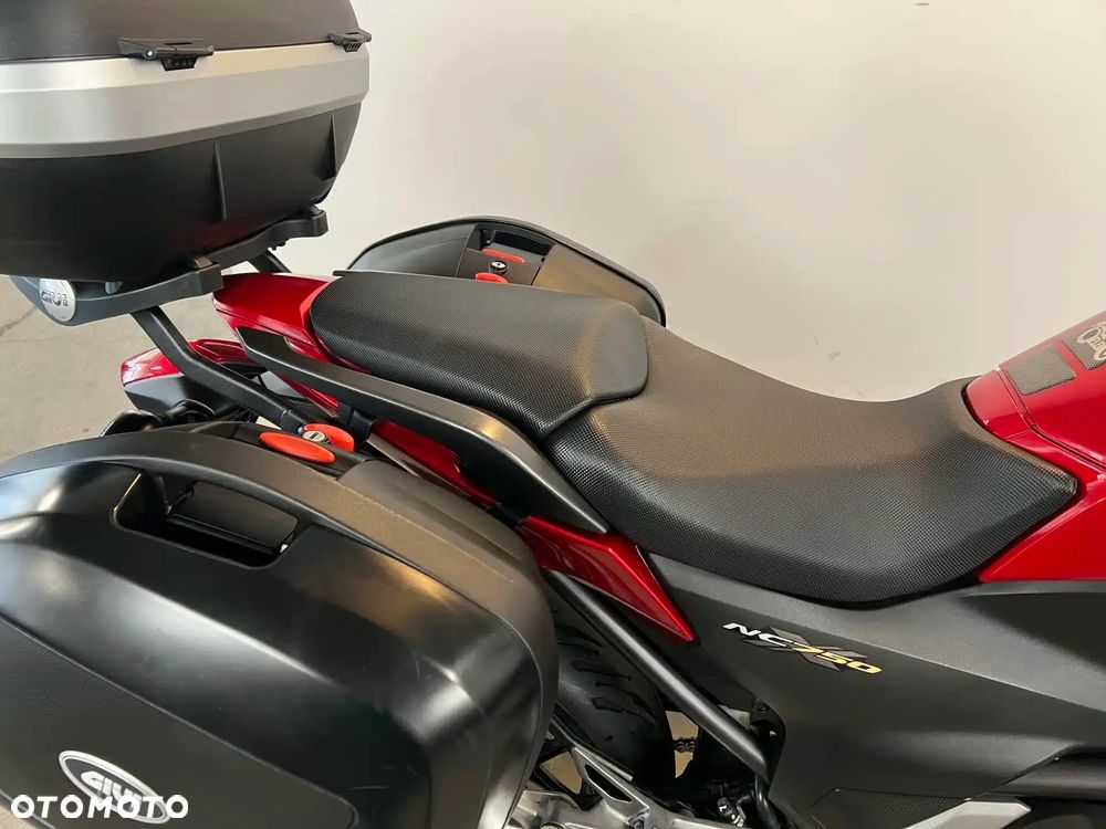 Honda NC - 15