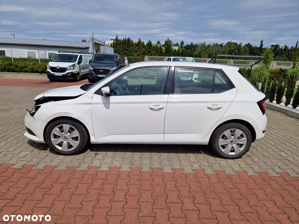 Skoda Fabia 1.0 Ambition - 4