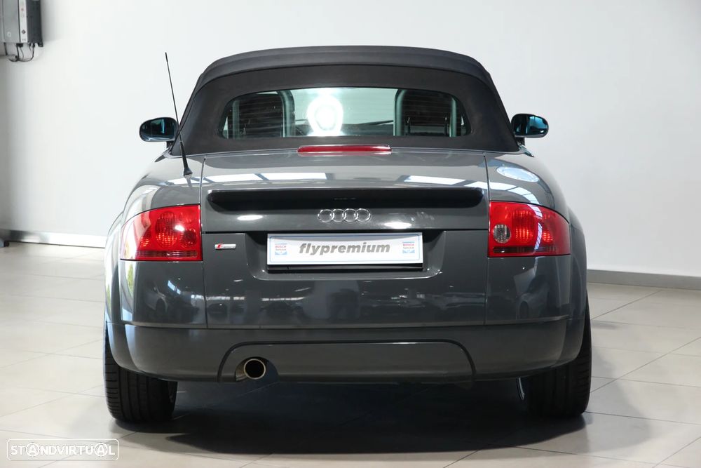 Audi TT Coupé 1.8 T S-line - 19