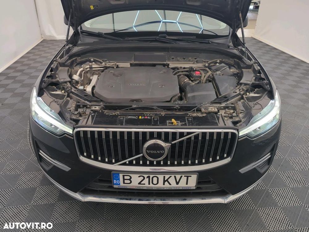 Volvo XC 60 B4 MHEV AT8 AWD Inscription - 13