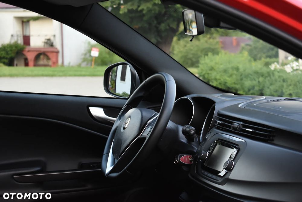 Alfa Romeo Giulietta 1.4 TB 16V Turismo - 24