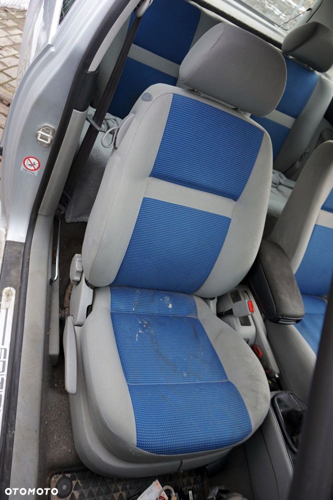 VOLKSWAGEN GOLF IV 3D HB 2001 LA7W 1.9 TDI ATD 100KM EUH SREBRNY na części - 10