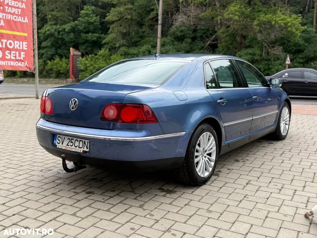 Volkswagen Phaeton - 3