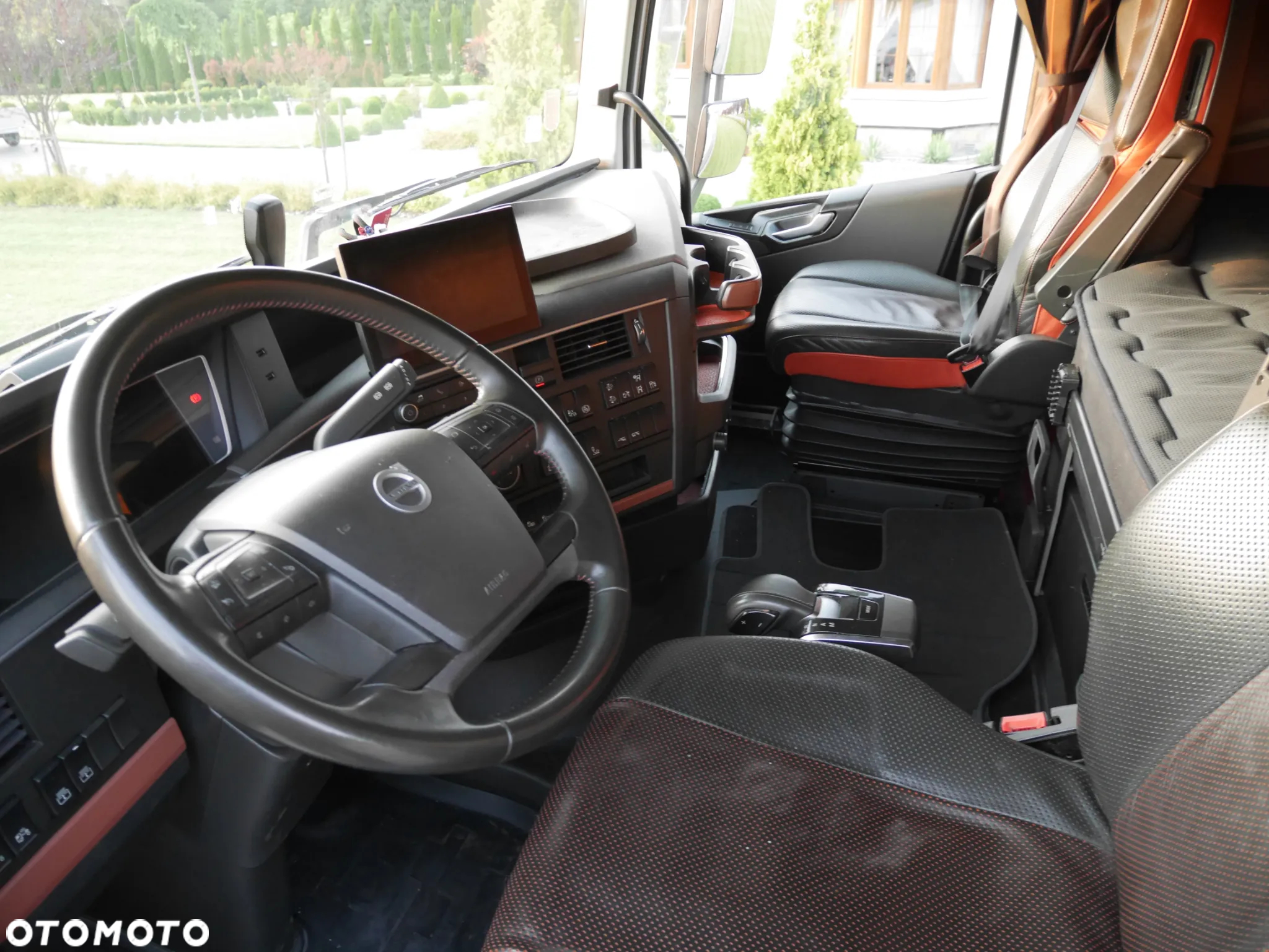 Volvo FH 16 750 KM/ XXL / FULL OPCJA/ STANDARD/ EURO-6 - 17