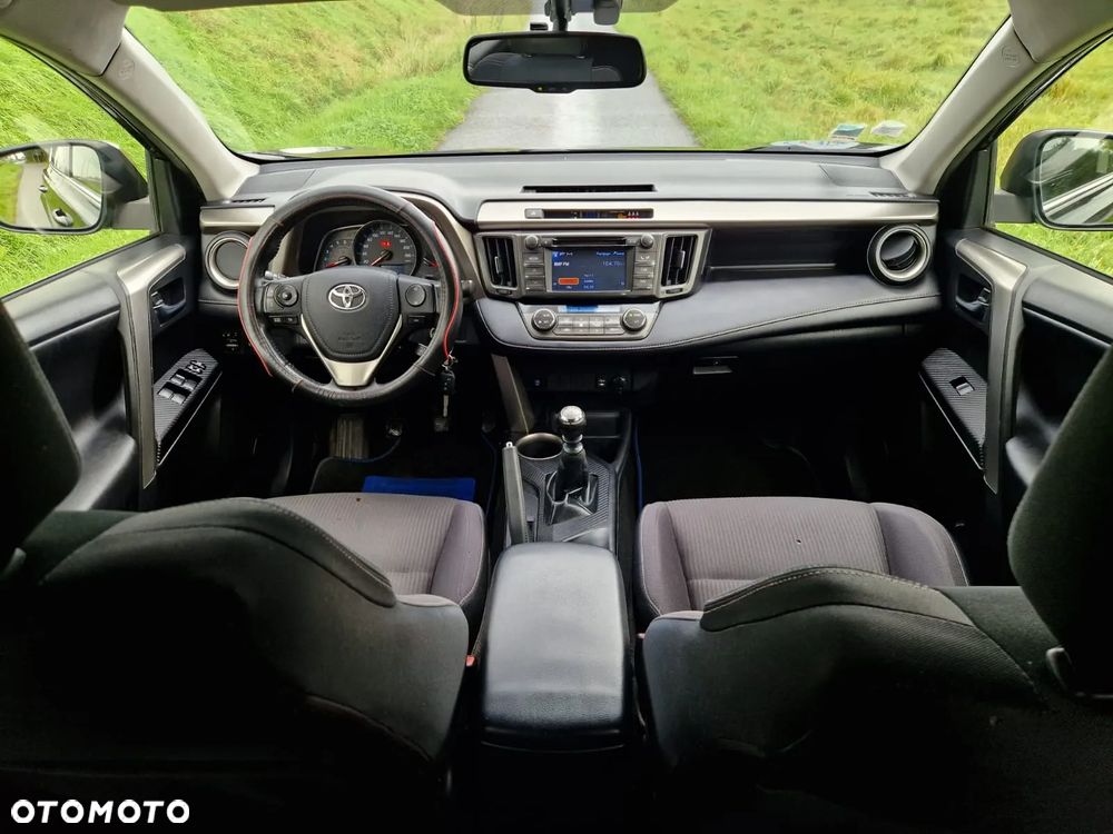 Toyota RAV4 - 15
