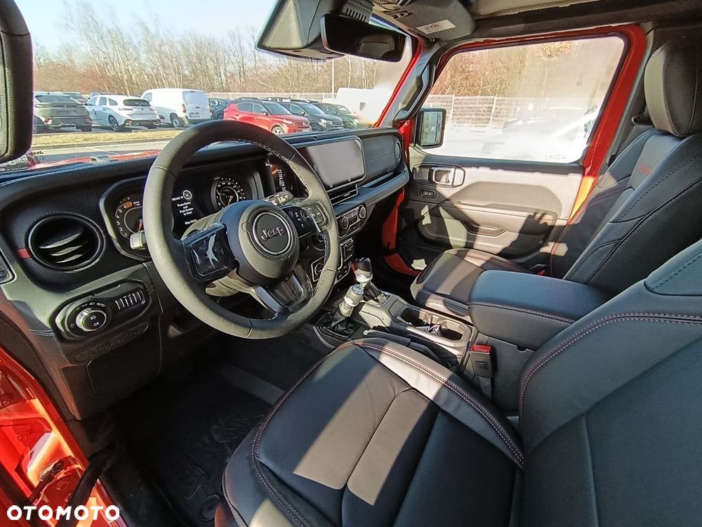 Jeep Wrangler - 9