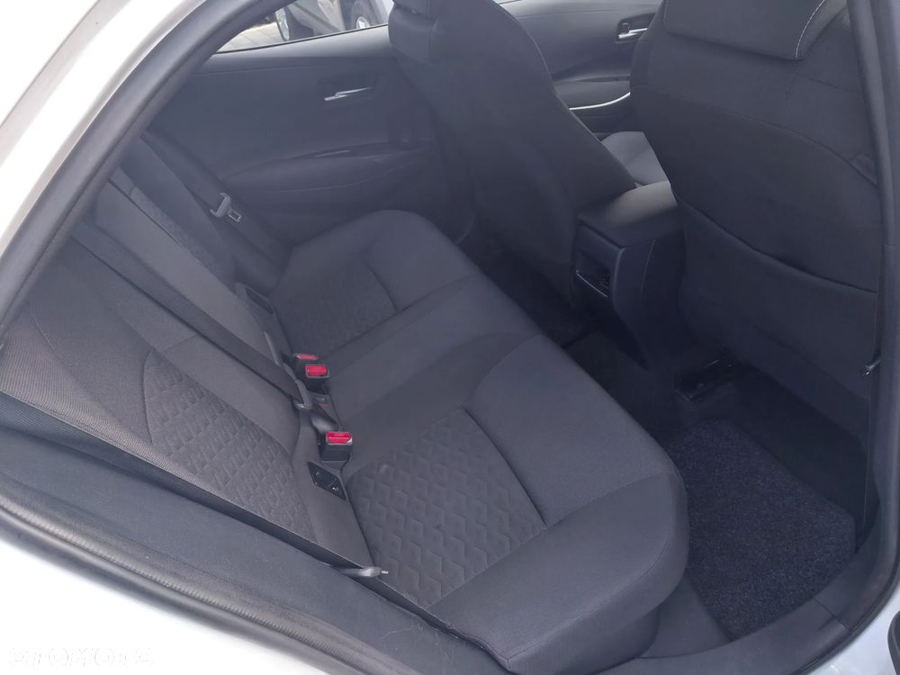 Toyota Corolla 1.8 Hybrid Comfort - 21