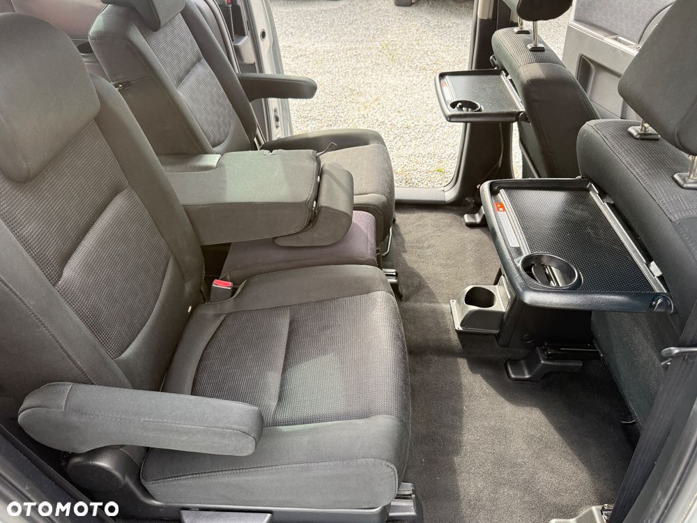 Mazda 5 2.0 Exclusive + - 14