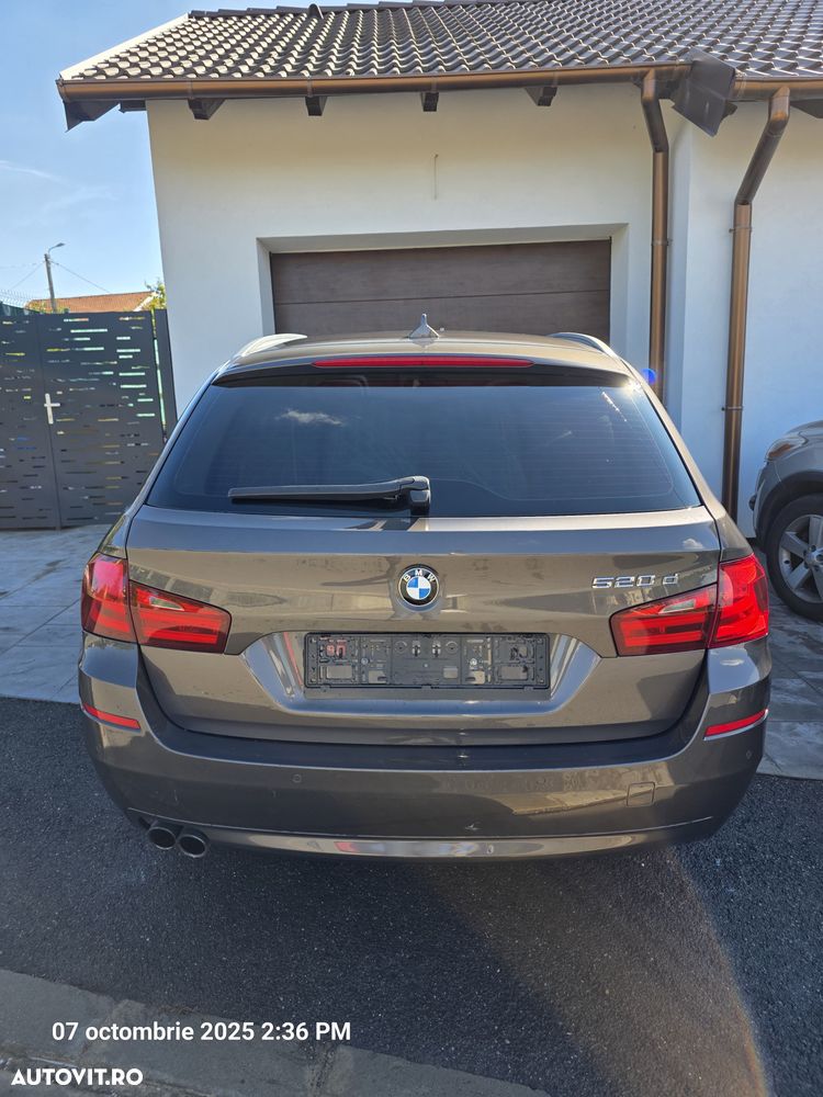 BMW Seria 5 520d - 7