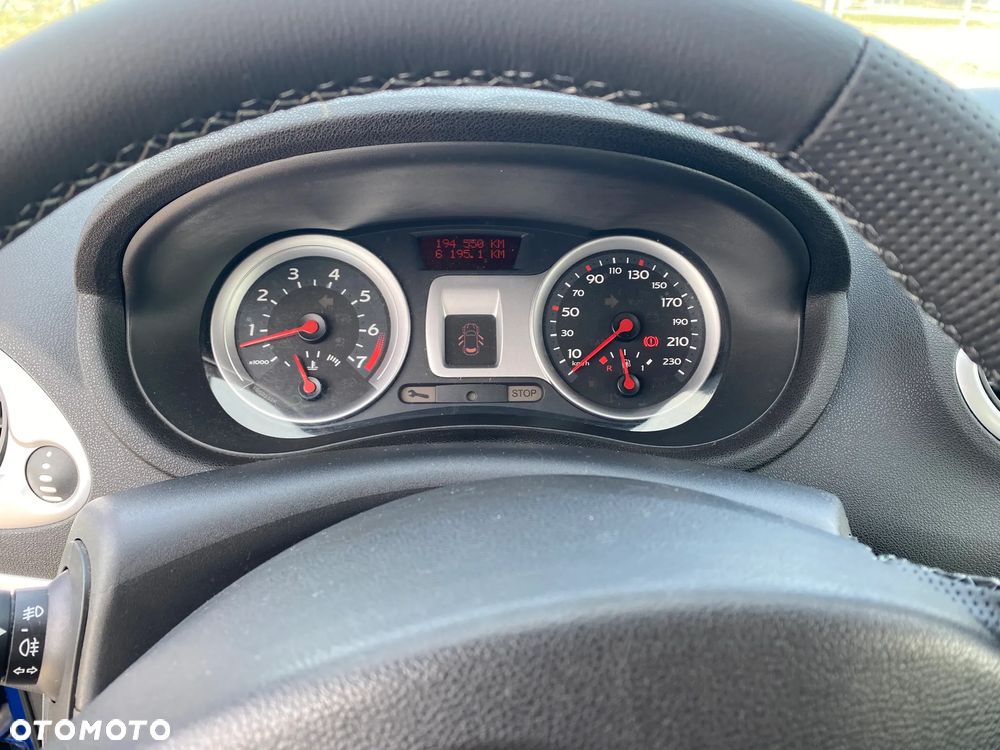 Renault Clio - 13