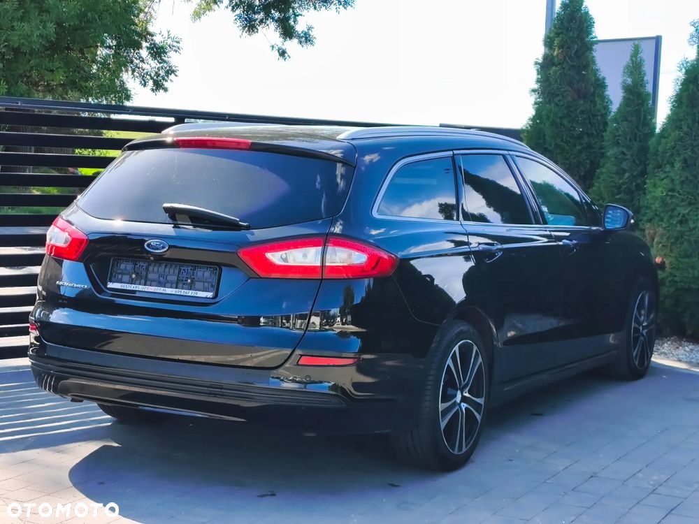Ford Mondeo 2.0 EcoBlue Titanium - 21