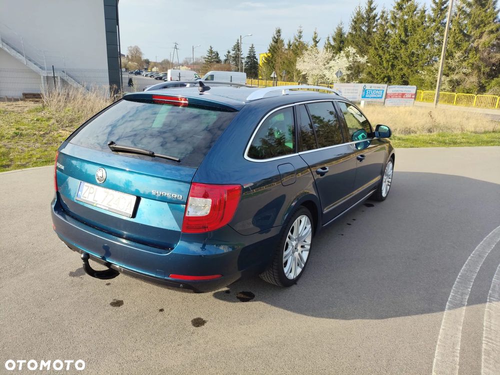 Skoda Superb 2.0 TDI Elegance - 23