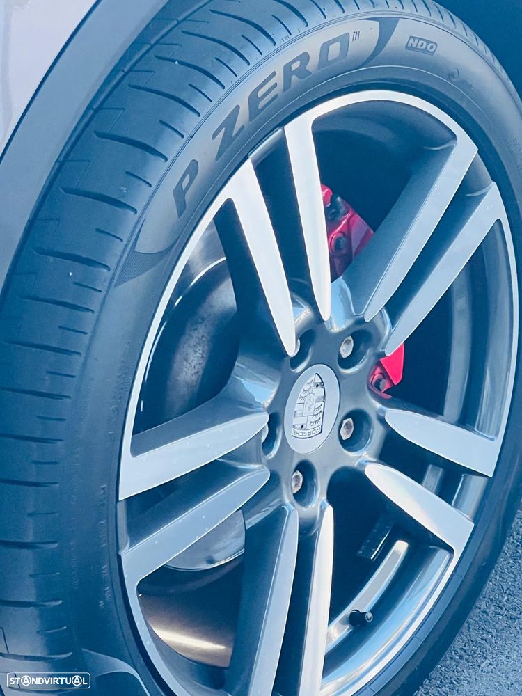 Porsche Cayenne Diesel Tiptronic S - 15