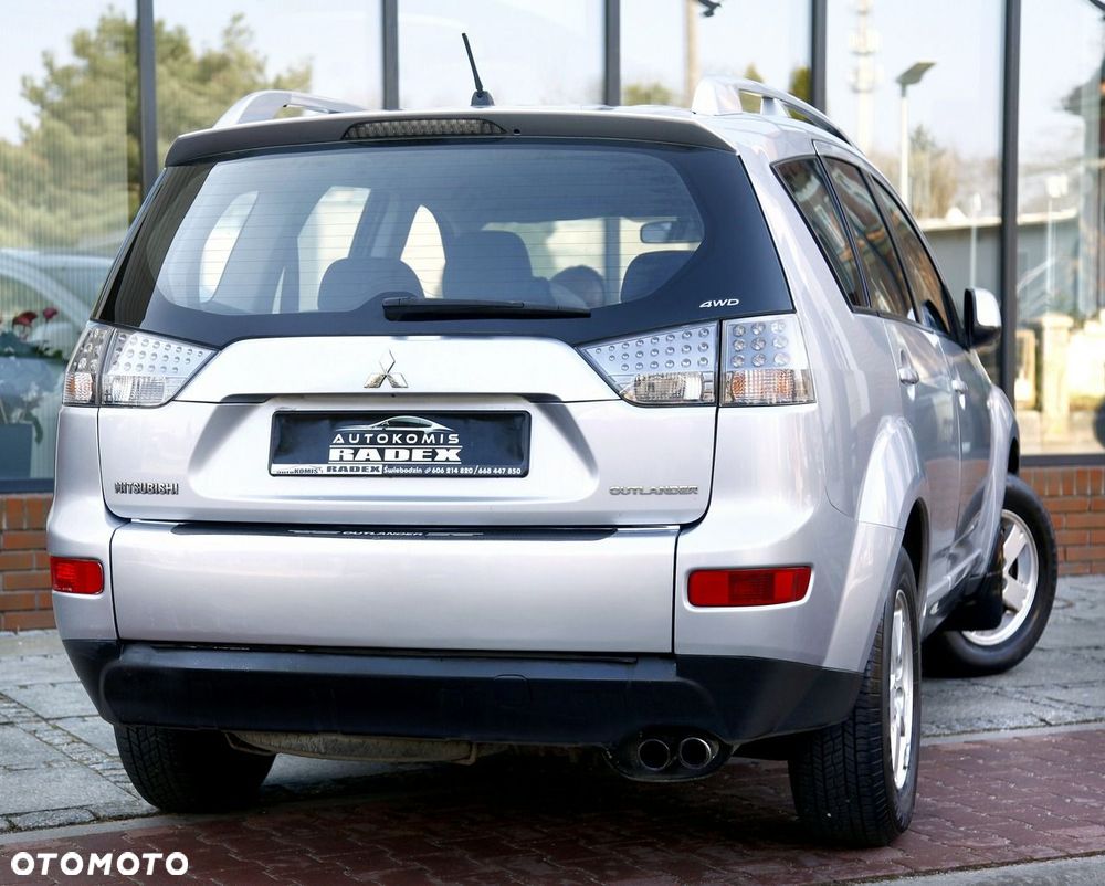 Mitsubishi Outlander - 19