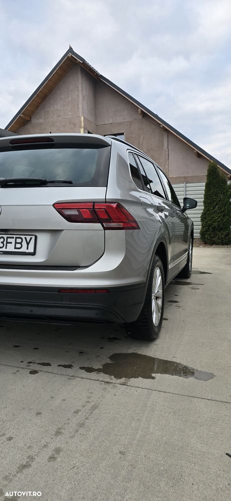 Volkswagen Tiguan 2.0 TDI DPF DSG Comfortline - 4