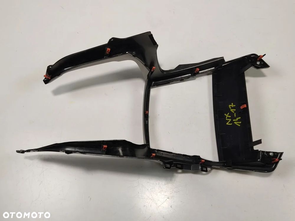 LEXUS NX 2.5H od 2017 2021r. Ramka Radia Dekor Deski - 12