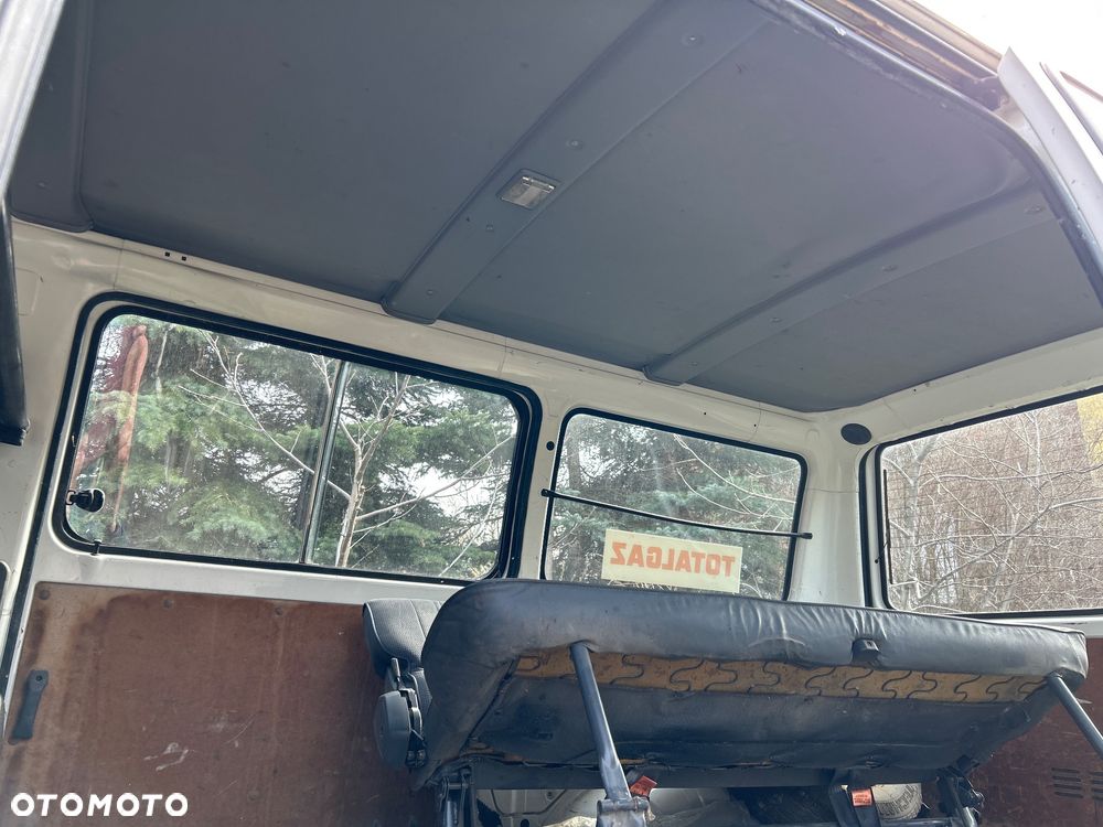 Mitsubishi L300 - 19