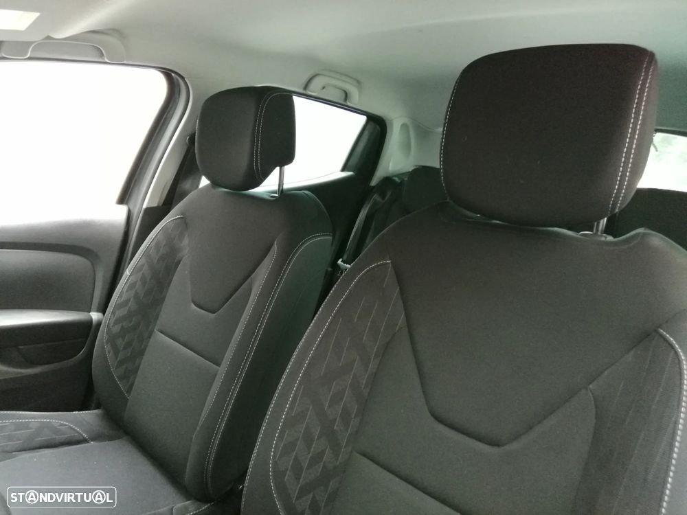 Renault Clio 0.9 TCe Limited Edition - 18