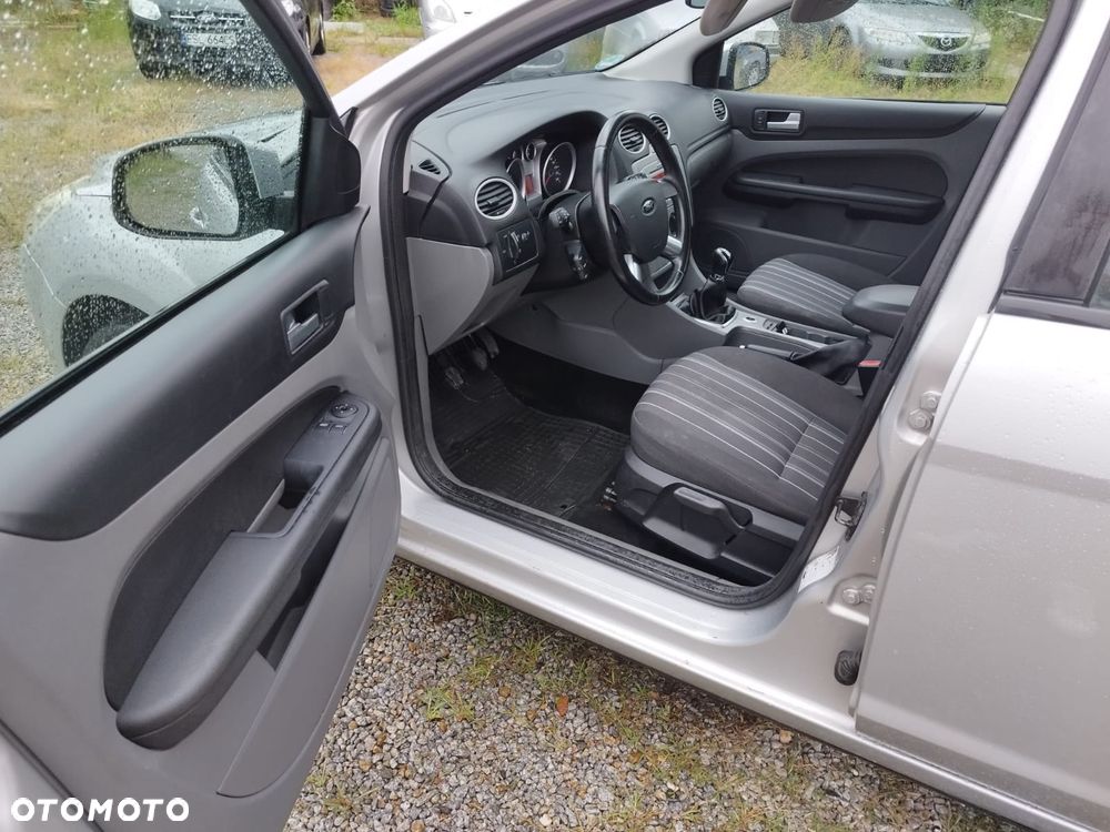 Ford Focus - 13