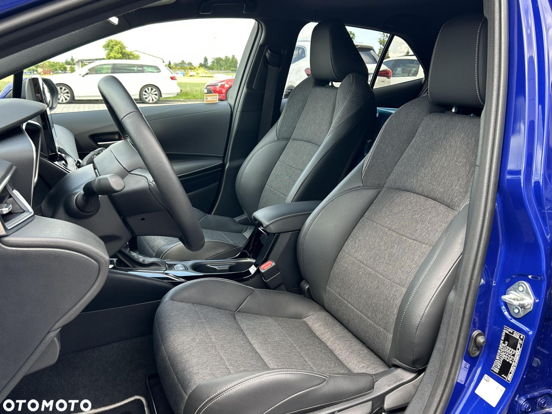 Toyota Corolla - 12