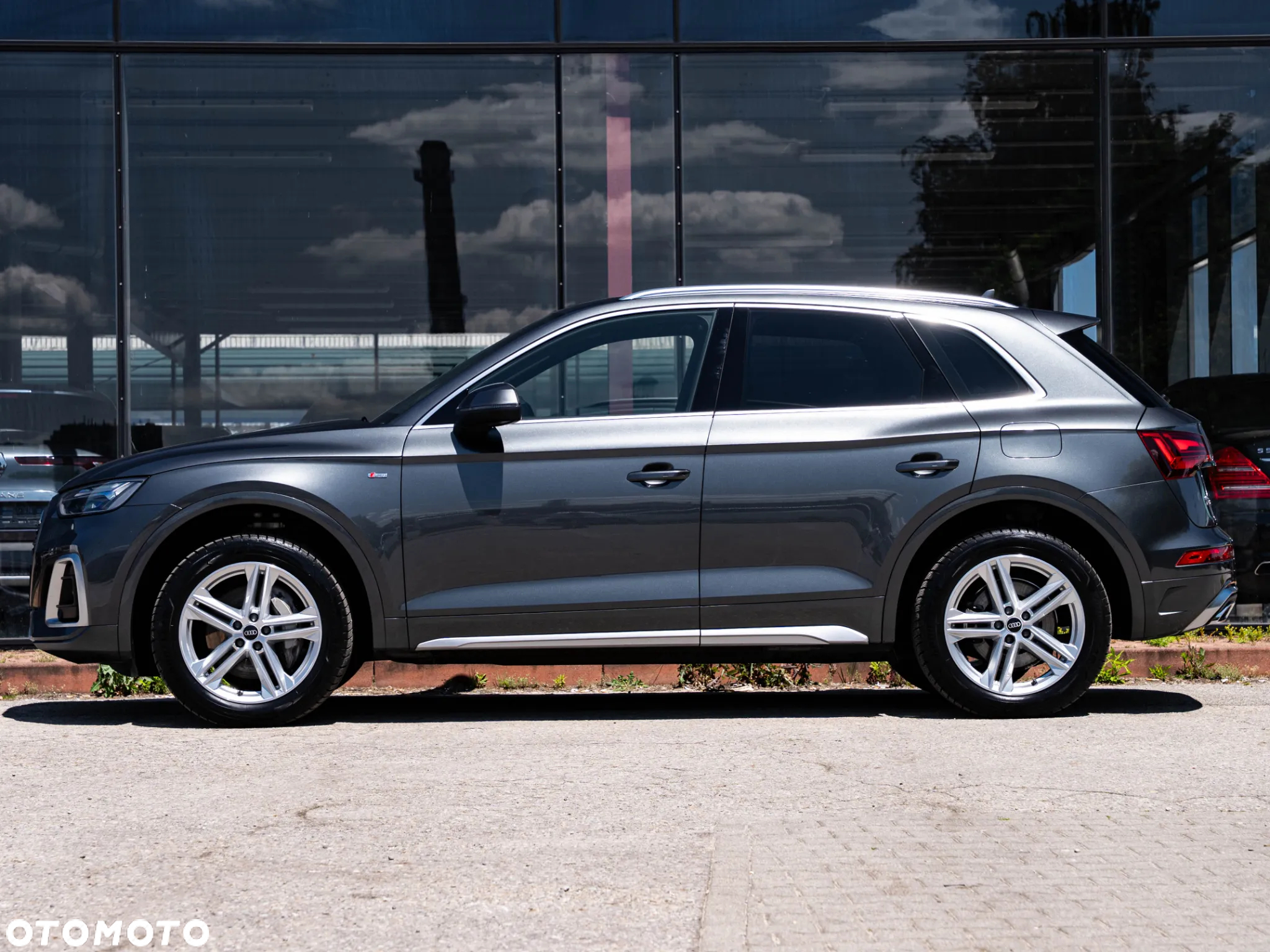 Audi Q5 50 TFSI e quattro S tronic sport - 17