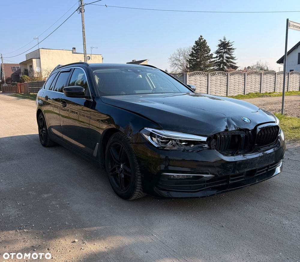 BMW Seria 5 530d Sport Line - 3