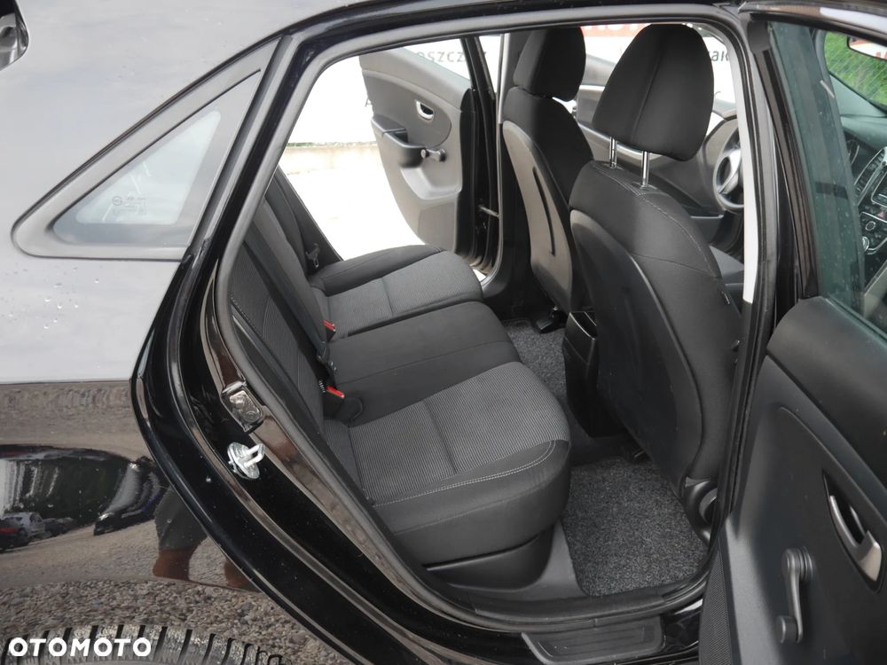 Hyundai i30 1.4 Classic - 17
