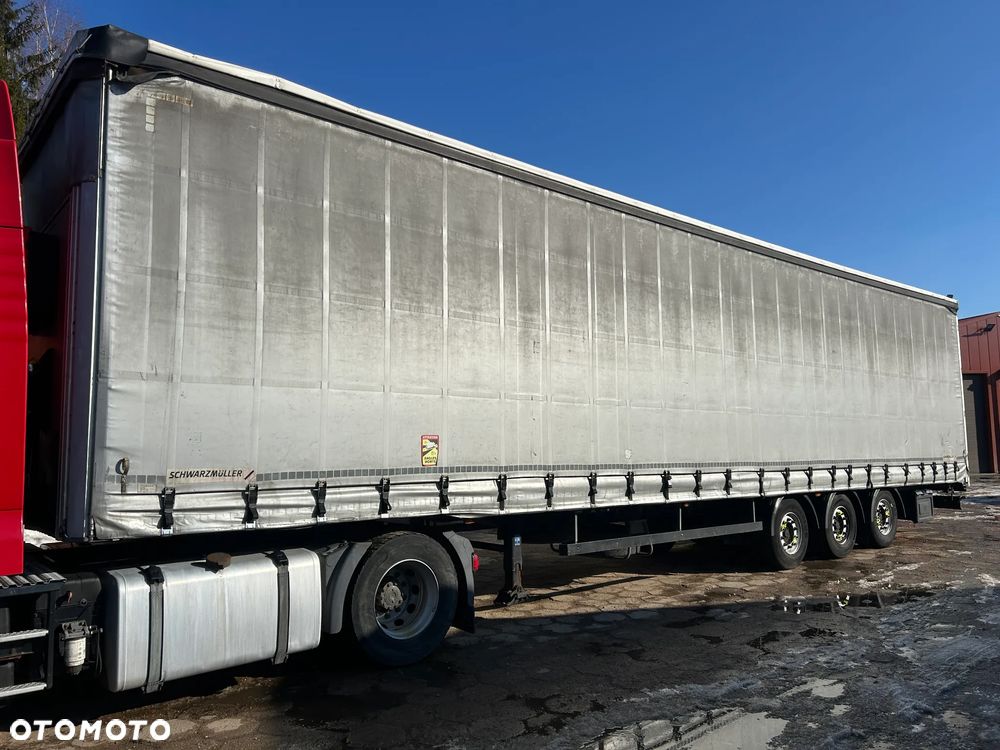 Schmitz Cargobull SCHWARZMULLER FIRANKA / MEGA LIGHT / OŚ PODNOSZONA / OPONY R 19.5 / PODNOSZONY DACH / DWA KOŁA ZAPASOWE / 2016 ROK !! - 2
