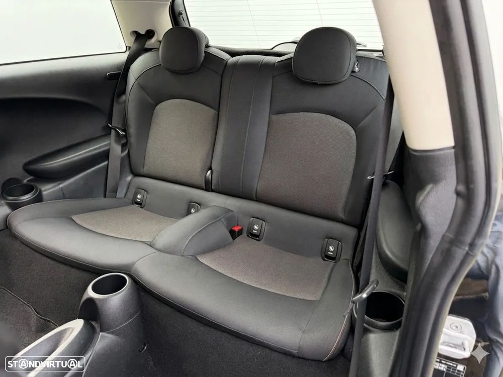 MINI 3 Portas One Sport Edition - 46
