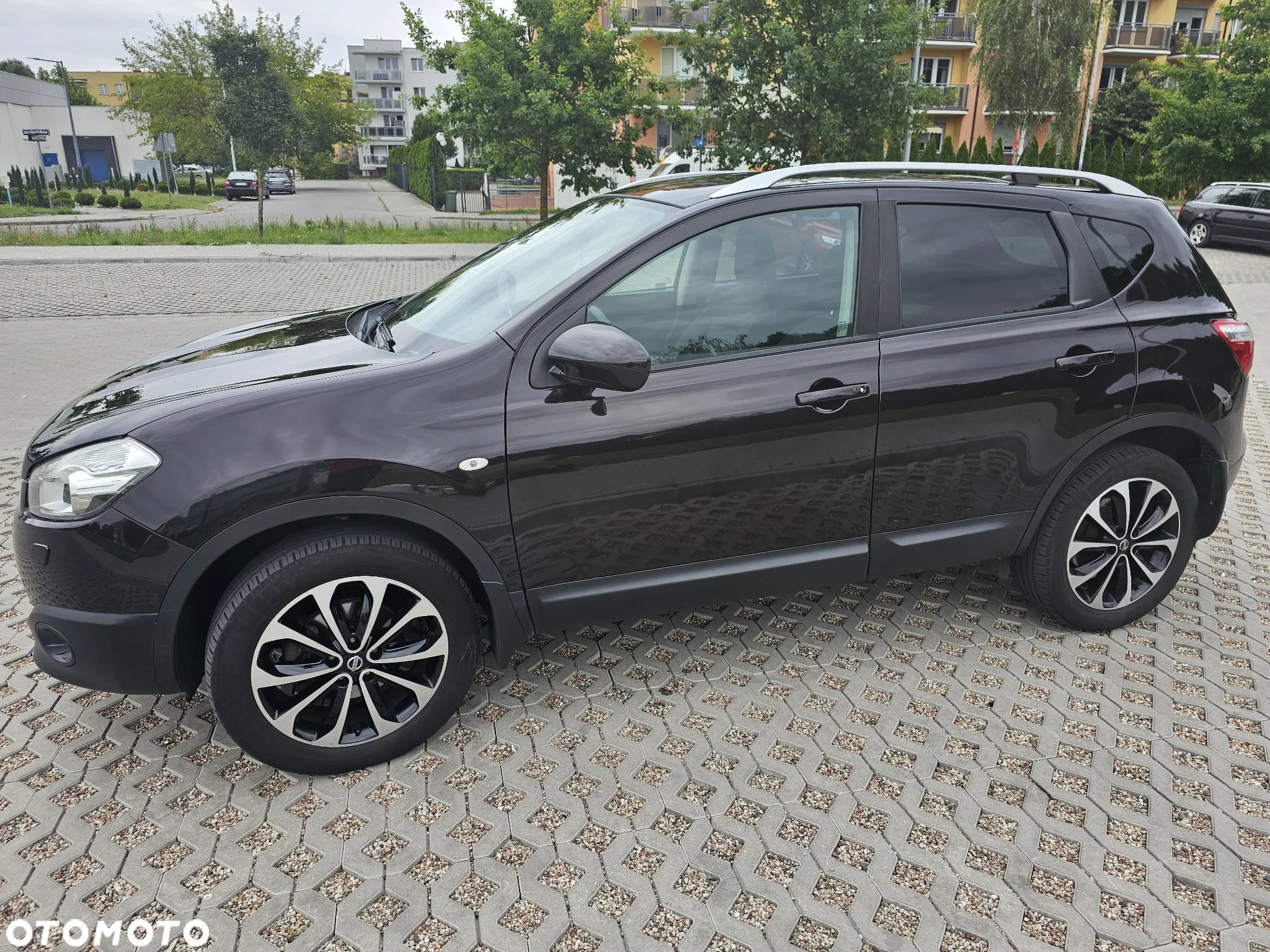 Nissan Qashqai 2.0 dCi DPF tekna - 5