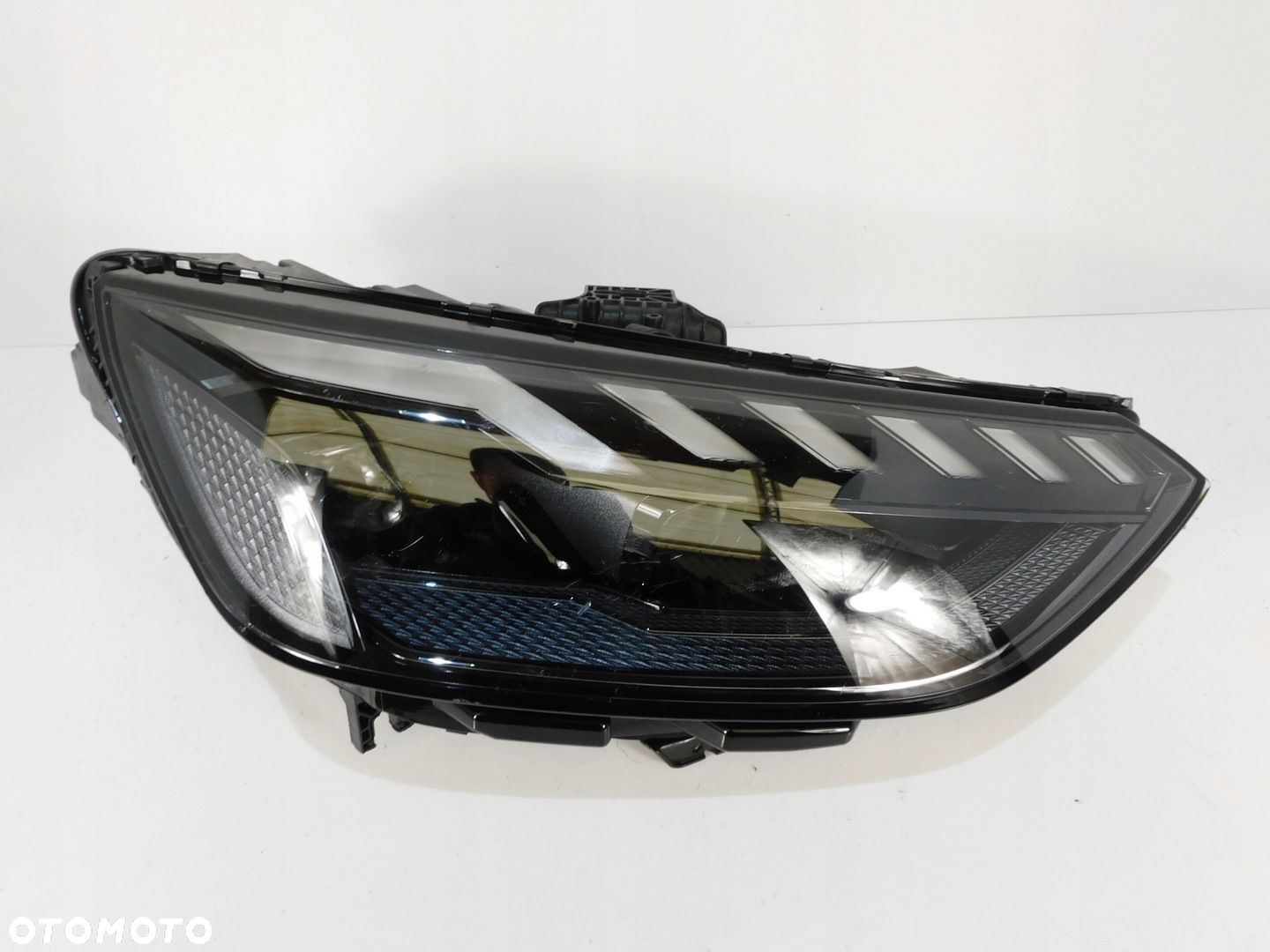 AUDI RS4 A4 B9 LIFT LAMPA PRAWA MATRIX 8W0941036K 8W0941036M 8W0941036J - 2