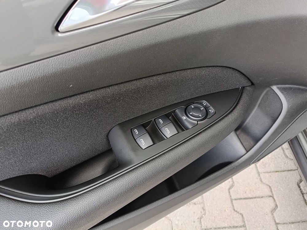 Opel Insignia 1.5 T GPF Enjoy S&S - 17