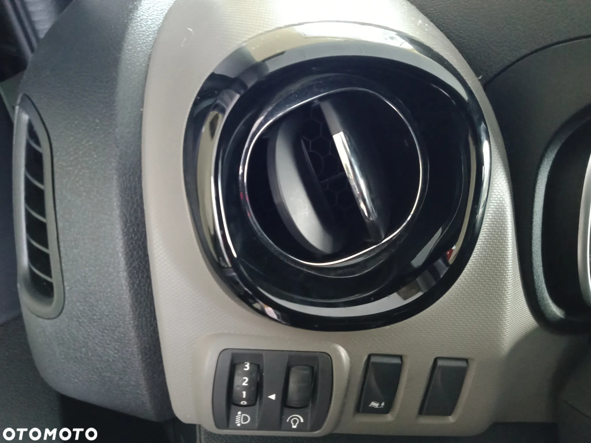 Renault Trafic - 10