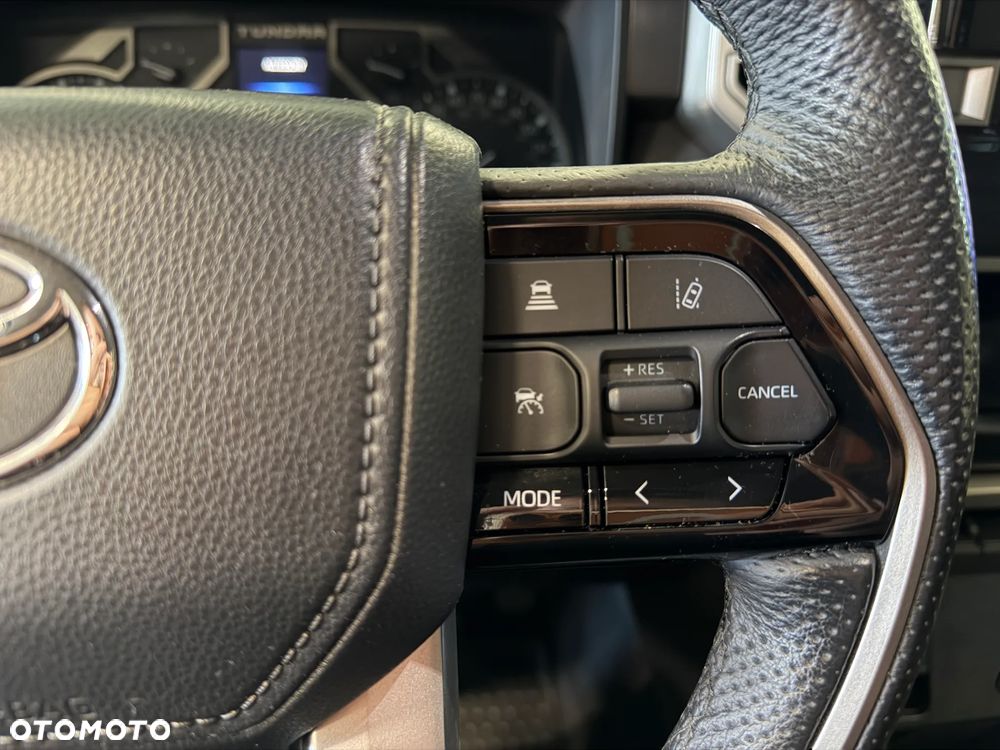 Toyota Tundra - 39