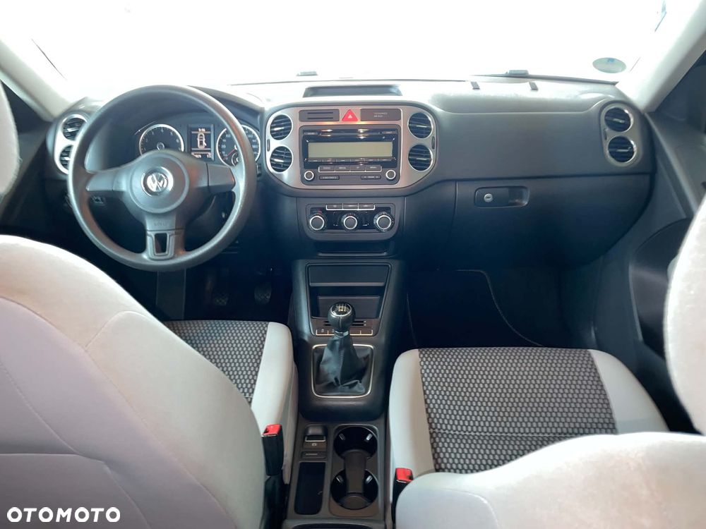 Volkswagen Tiguan - 2