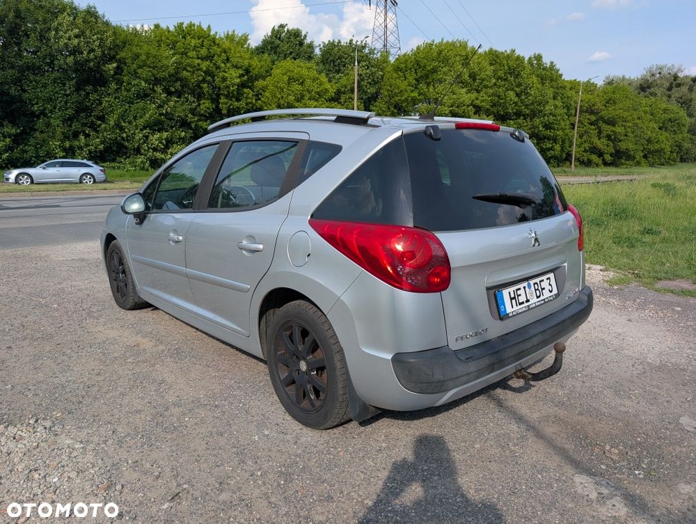 Peugeot 207 - 3