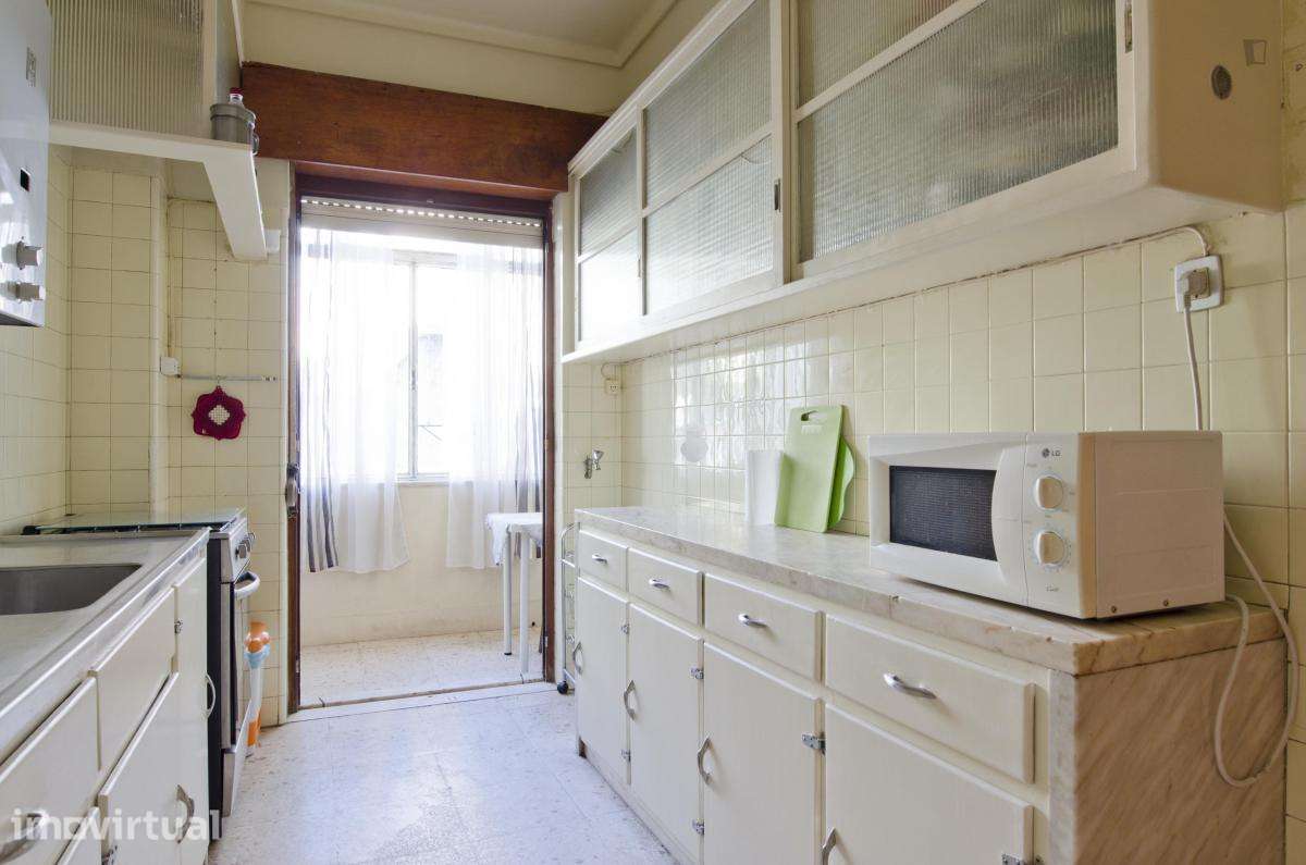 Quarto - localizado em São Bento Lisbon - Grande imagem: 5/19