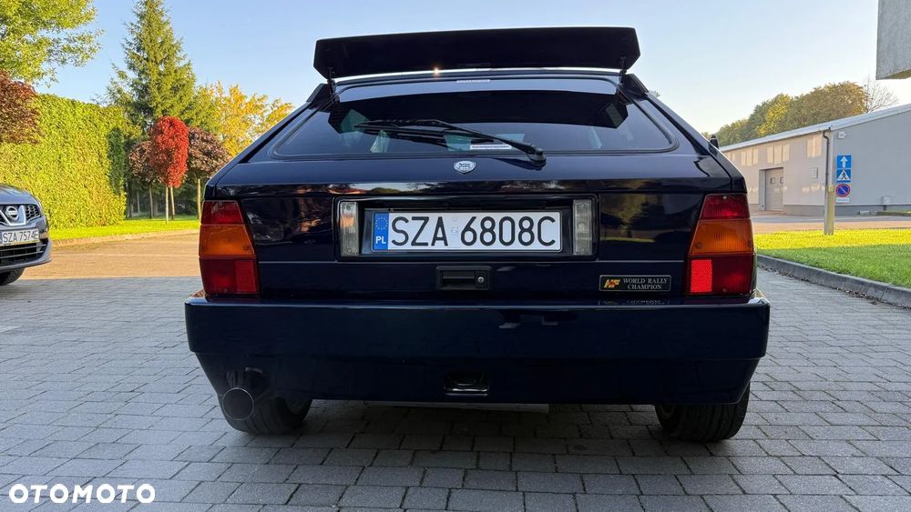 Lancia Delta 2000 HF Integrale Sedici - 18
