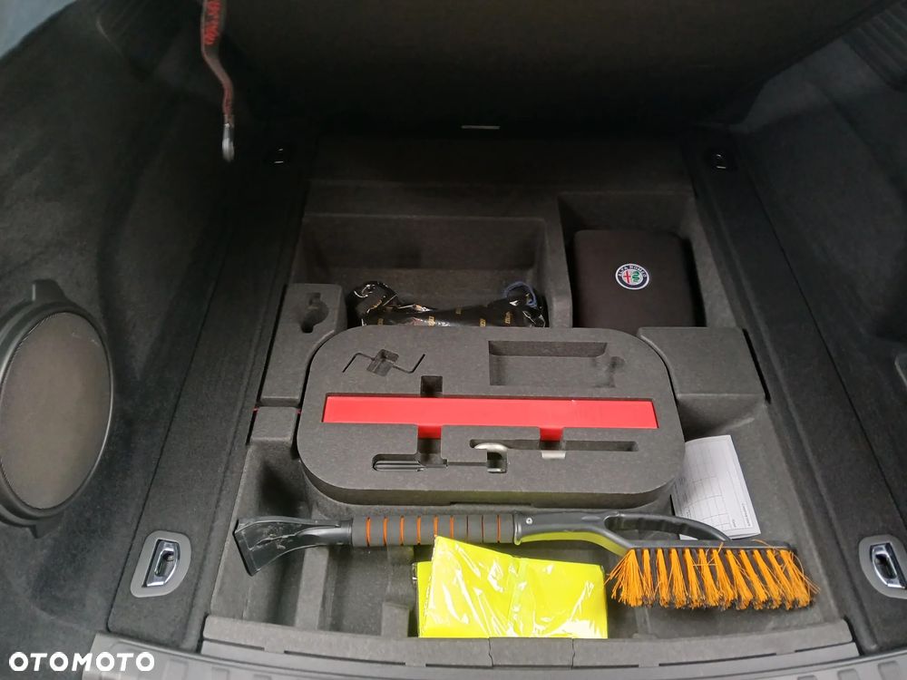 Alfa Romeo Stelvio 2.0 Turbo Super Q4 - 34
